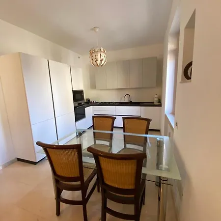 Apartamento Elegante In Centro *