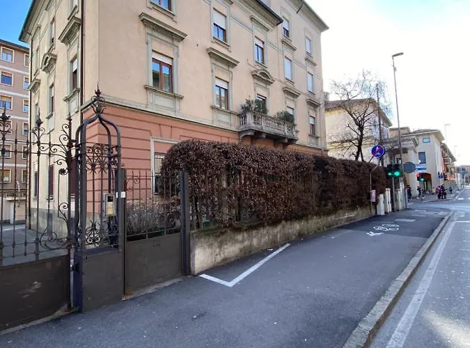 Elegante In Centro Lägenhet