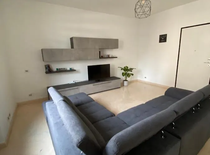 Lägenhet Elegante In Centro