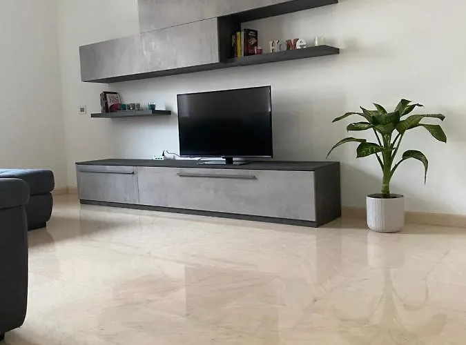 アパート Elegante In Centro ベルガモ